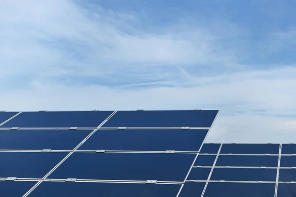 Solar panel renewable energy field — Stock Photo, Image