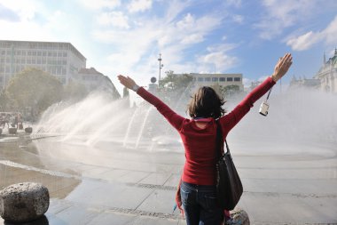 turist kadın Fransa'da iyi eğlenceler