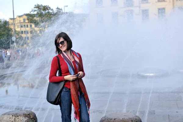 Tourist woman have fun in france — Stock Photo, Image