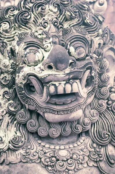 Bali stenen beeldhouwwerk — Stockfoto