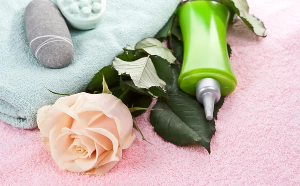 Itens para tratamentos de spa, massagens . — Fotografia de Stock
