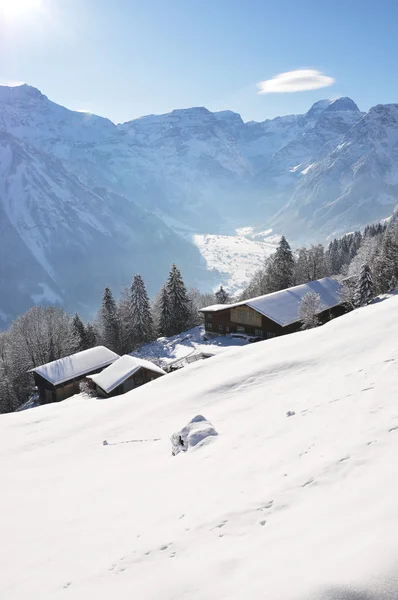 Braunwald、有名なスイスのスキー リゾート — ストック写真