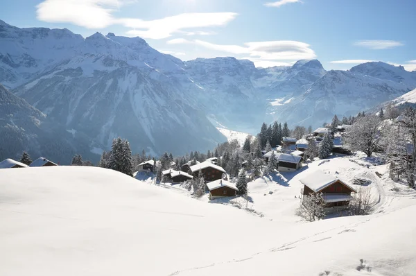 Braunwald, berömda schweiziska skidorten — Stockfoto