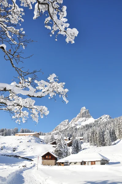 Braunwald, famous Swiss skiing resort — Stock Photo, Image