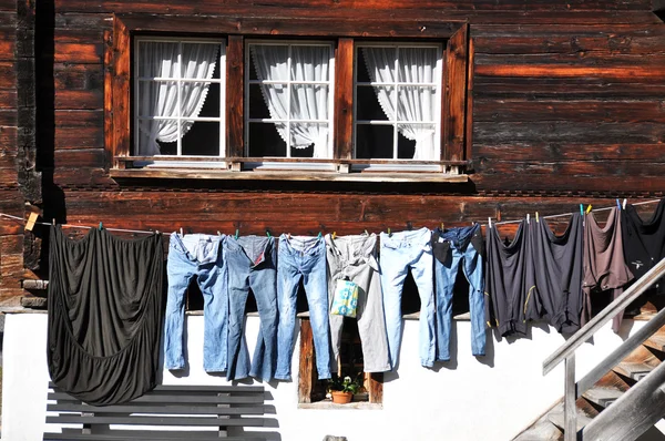 Oblečení na řádku — Stock fotografie