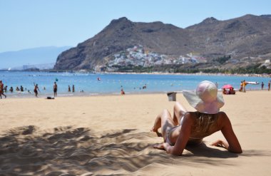 plaj sahnesi. Playa de la teresitas. Tenerife, Kanarya Adaları