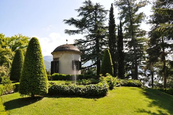 Park of Villa Serbelloni in Bellagio at the famous Italian lake — Stock Photo, Image