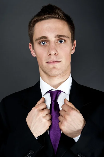 Mężczyzna z krawatem — Zdjęcie stockowe