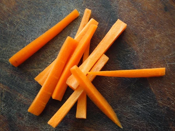 Karottenstücke — Stockfoto