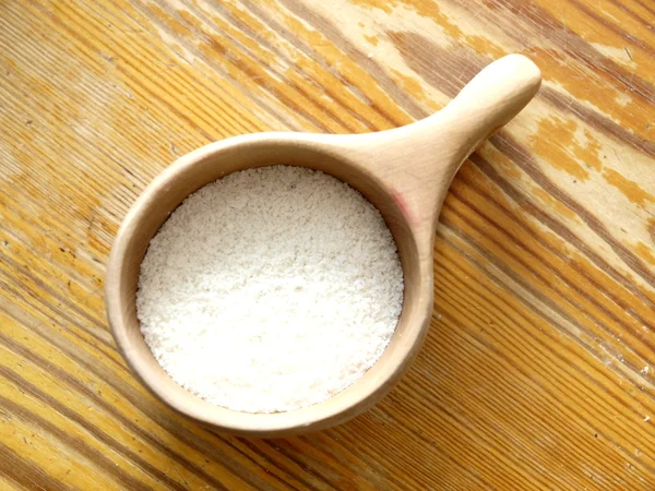 Salt in a wooden bowl — Stock Photo, Image