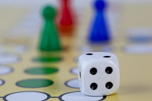 Game board and dice — Stock Photo, Image