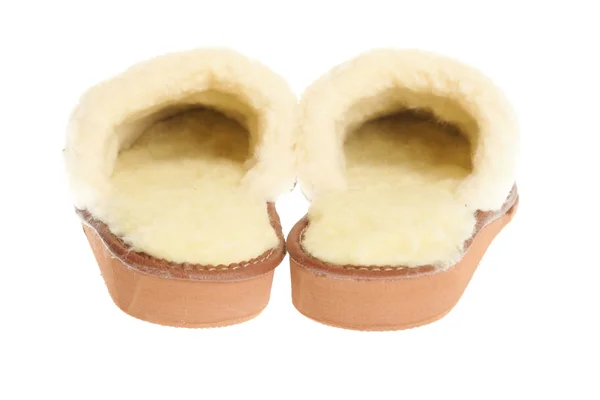 Bruin slippers geïsoleerd op een witte achtergrond. — Stockfoto