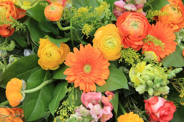 Bouquet arancione e giallo — Foto Stock