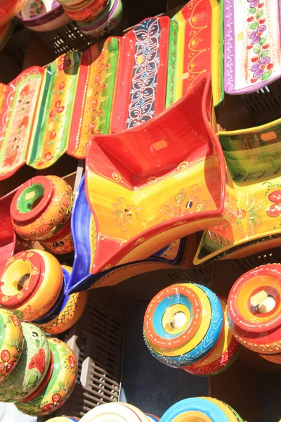 Cerâmica em um mercado francês — Fotografia de Stock