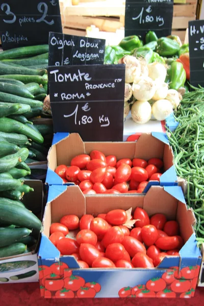 Verduras en un mercado francés — Foto de Stock
