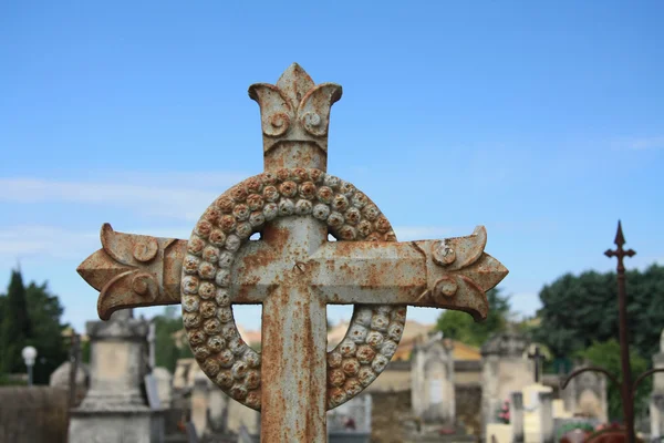 フランスの鋳鉄墓飾り — ストック写真