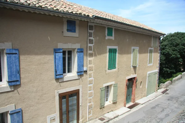 Huizen in provence, Frankrijk — Stockfoto