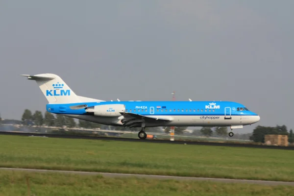3 septembre 2011, Aéroport Amsterdam Schiphol KLM PH-KZA Cityh — Photo