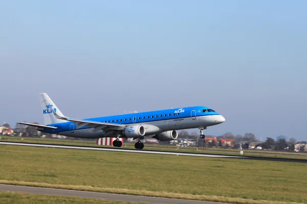 Oktober, 22e 2011, amsterdam schiphol airport klm cityhopper ph — Stockfoto