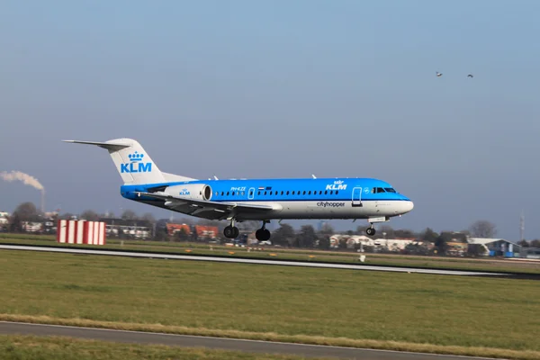 2011 年 10 月 22 日、アムステルダムのスキポール空港 ph-kze - klm オランダ航空の ci — ストック写真