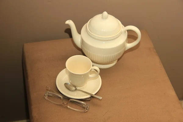 Teekanne und Tasse Stillleben — Stockfoto