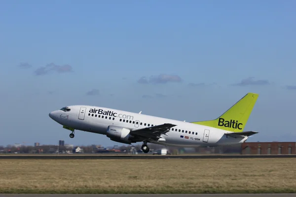 11 Marzo 2012, Aeroporto Amsterdam Schiphol YL-BBM Air Baltic B — Foto Stock