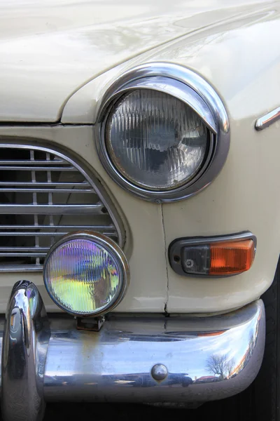 Detail of a vintage car front — Stock Photo, Image