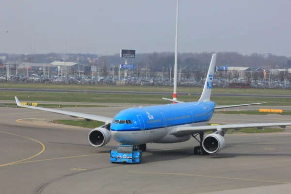 Mart 24th amsterdam schiphol Havaalanı Uçak geri itti ga — Stok fotoğraf
