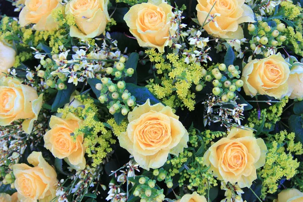 노란 장미 꽃다발 — 스톡 사진