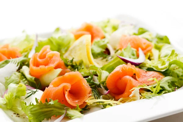 Salad - smoked salmon, brad and vegetables — Stock Photo, Image