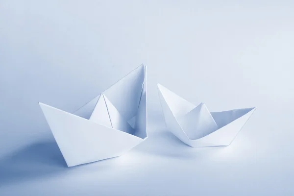 Barco de papel azul — Foto de Stock