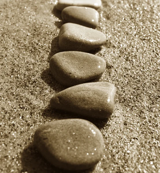 바다, 자갈에서 모래에 돌 — 스톡 사진