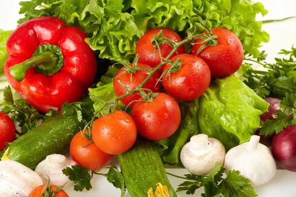 Légumes frais, fruits et autres denrées alimentaires . — Photo