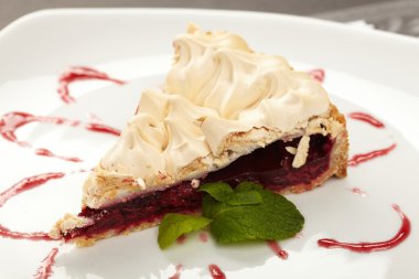 nane ile vişne strudel