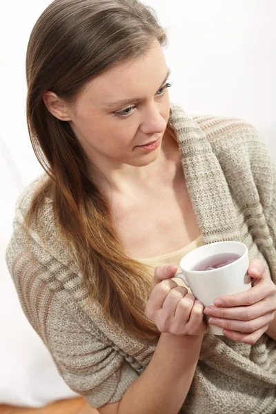 お茶を飲む女 — ストック写真