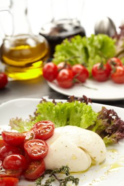 Tomatoes with mozzarella