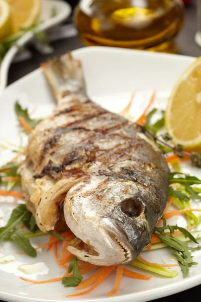Peşte cu lămâie — Fotografie, imagine de stoc
