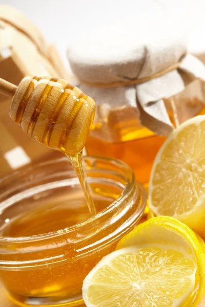 Honing en citroen — Stockfoto