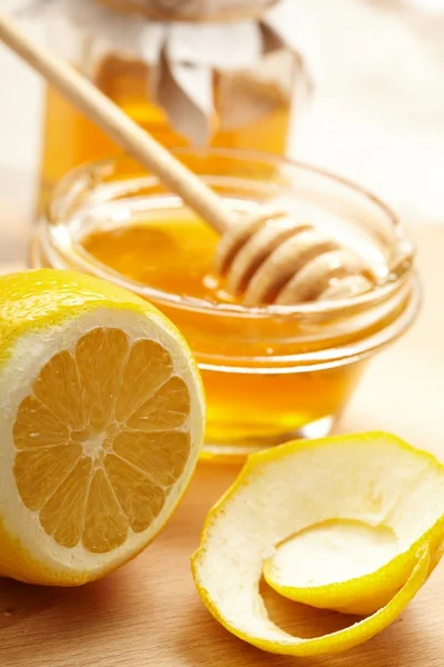 stock image Honey and lemon