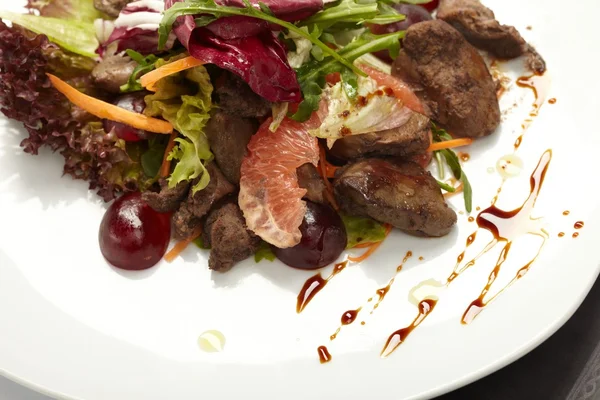 자 몽과 rucola와 쇠고기 샐러드 — 스톡 사진