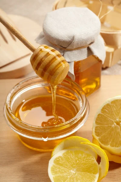 stock image Honey and lemon