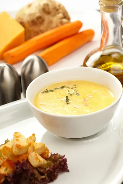 Cream soup with toasts — Stock Photo, Image