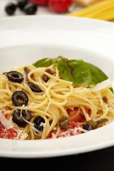 Espaguetis con verduras — Foto de Stock