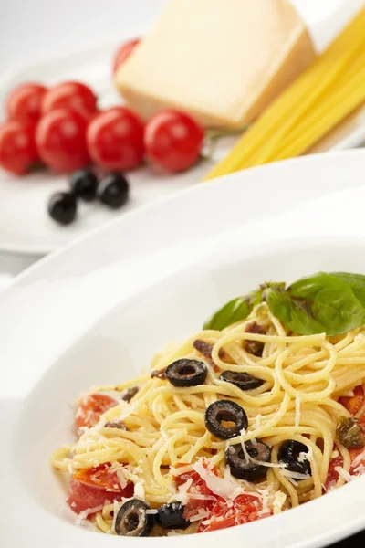 Espaguetis con verduras — Foto de Stock