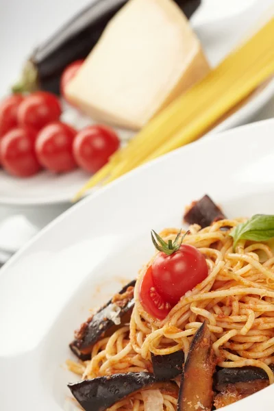 Спагетти с овощами — стоковое фото