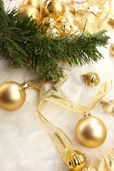 Boules de Noël en or Photo De Stock