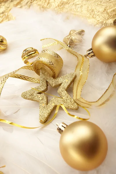 Palle di Natale in oro Fotografia Stock