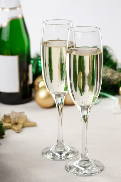 Gläser Champagner zu Silvester — Stockfoto