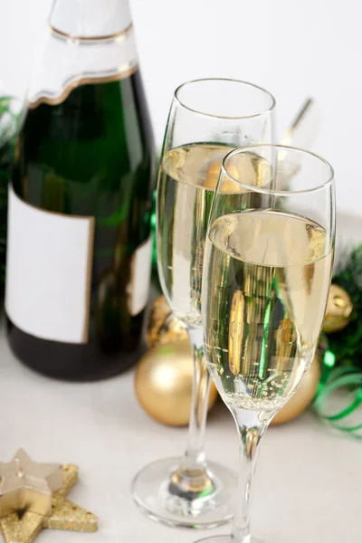 Gläser Champagner zu Silvester — Stockfoto