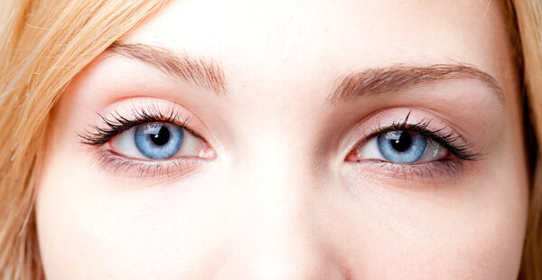 Красивая женщина